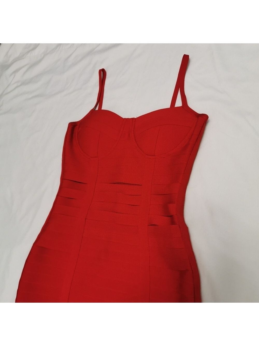 Bodycon Bandage Fitted Cocktail Dress - Picture 3 of 11
